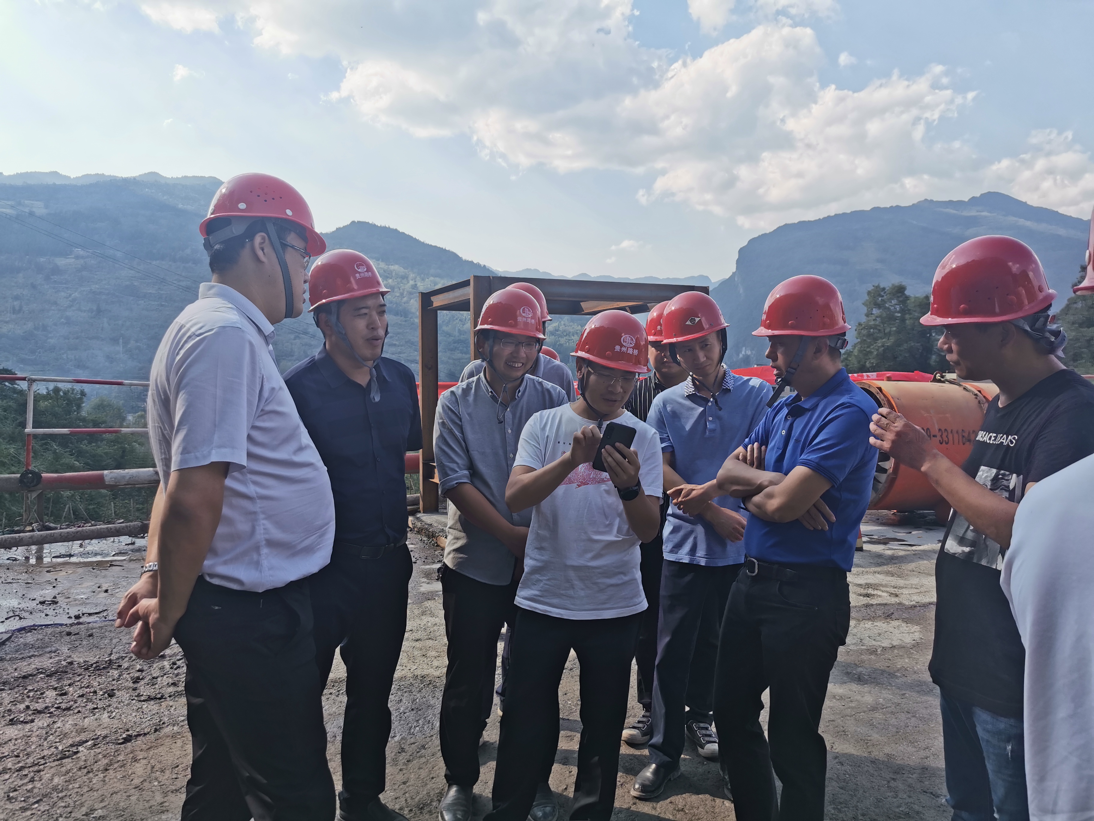 赵渝到武道1标开展国庆期间安全督导检查.JPG